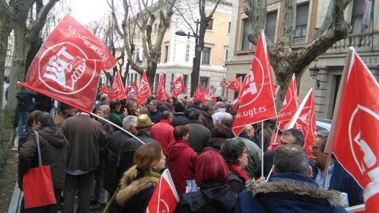 Unas mil personas en Castilla-La Mancha protestan por unas 'pensiones dignas'