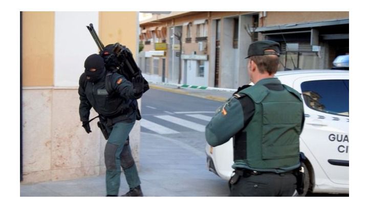 Se entrega el hombre atrincherado con un arma en su mesón de Manzanares (Ciudad Real) durante todo el día