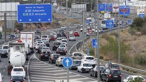 La DGT prevé 2,7 millones de desplazamientos por carreteras de la región desde este viernes por la Semana Santa