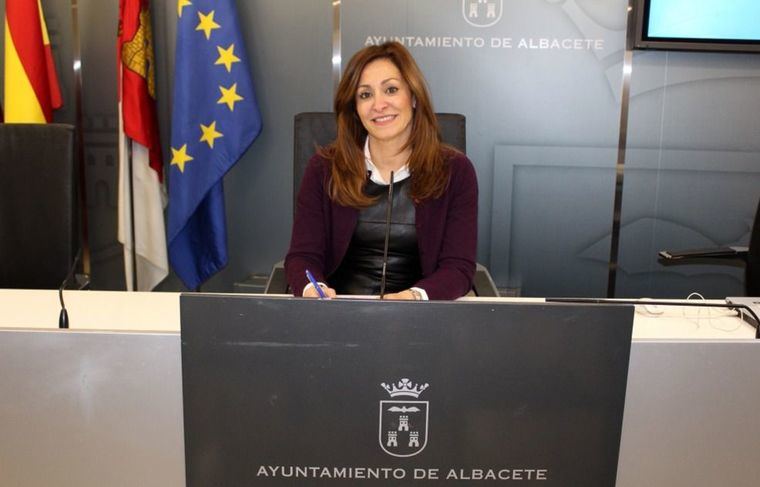 Rosa González de la Aleja valora positivamente el aumento de la recogida selectiva en Albacete fruto de una mayor concienciación vecinal