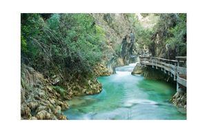 La Guardia Civil investiga la muerte del hombre que cayó al vació en el nacimiento del Río Mundo