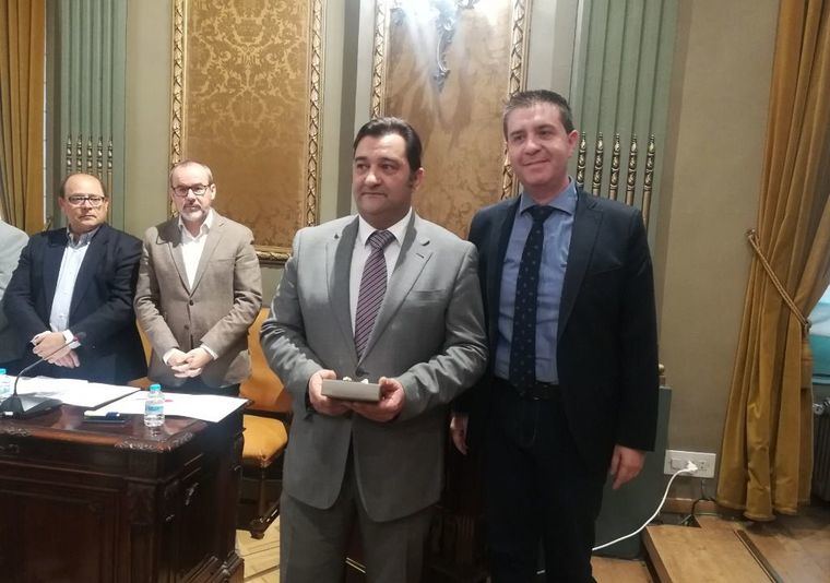 La Diputación de Albacete acepta la dimisión del socialista Juan Gil y el cese de Valentín Bueno