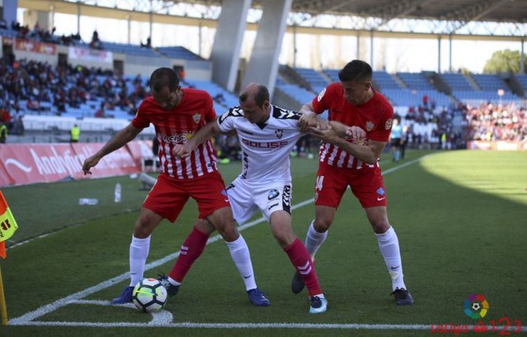 1-1. El Albacete empata en Almería, aunque se adelantó pronto en el marcador