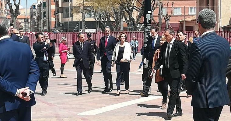 Rajoy asegura que los 90 kilómetros de conexión de la A-32 con la circunvalación de Albacete estarán operativos en 2020