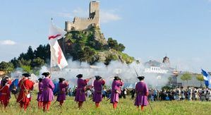 El Gobierno regional resalta el “esfuerzo colectivo de la ciudad de Almansa” y la colaboración europea para recrear la Batalla de la Guerra de Sucesión Española de 1707