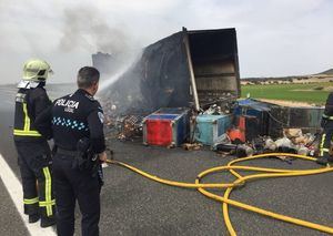 El incendio de un camión en la autovía-A-30 provocó el corte de tráfico en Albacete