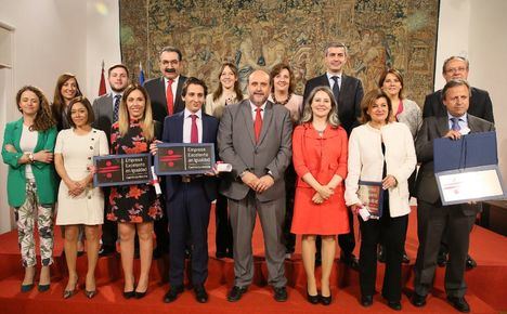 Aguas de Albacete recoge el Distintivo de Excelencia en Igualdad, Conciliación y Responsabilidad Social Empresarial en el Palacio de Fuensalida