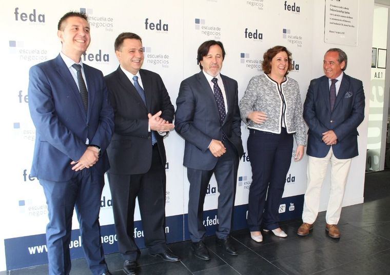 El alcalde emplaza a los empresarios y a todas las administraciones públicas a trabajar para impulsar la Plataforma Logística de Albacete
