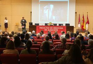 El alcalde agradece a la Asociación de Vecinos de Medicina que sean “mis ojos y mis oídos” en la calle y por su labor “altruista y desinteresada”