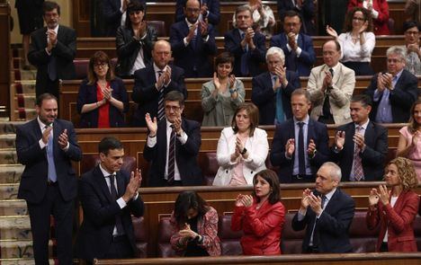 Felicitaciones a Sánchez y despedidas a Rajoy copan las reacciones de cargos políticos e institucionales de Castilla-La Mancha
