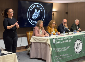 Llanos Navarro agradece a la Asociación Quiérete Albacete-Hellín la labor tan importante que realiza para ayudar a las personas con problemas de adicción