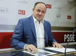 Emilio Sáez “En el PP solo están ocupados en sus luchas internas y están desaparecidos a la hora de ofrecer propuestas en favor de los ciudadanos”