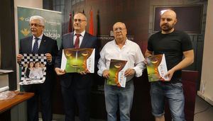 La Diputación acoge la presentación del programa cultural de Fuentealbilla 'Agosto 2018'