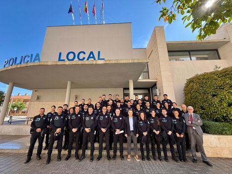 Manuel Serrano destaca que la Policía Local de Albacete “ayuda a formar agentes de toda la región, porque presta un servicio actualizado y ejemplar”
