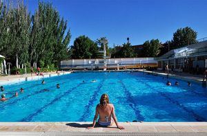 Más de 142.000 usuarios han utilizado las piscinas municipales de Albacete durante el primer mes y medio de funcionamiento
