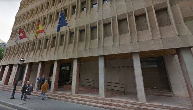 Una madre se enfrenta a 160 días de trabajo para la comunidad por golpear con un cable a sus hijos en Almansa (Albacete)