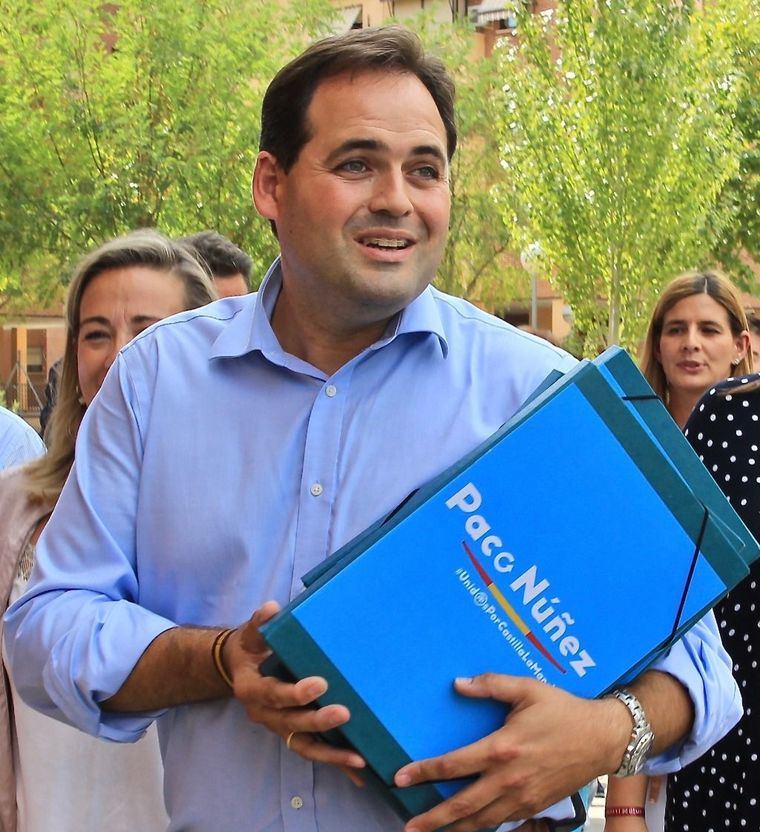 IU pide a Paco Núñez que renuncie a su sueldo como alcalde porque 'los almanseños no deben pagar su campaña electoral'