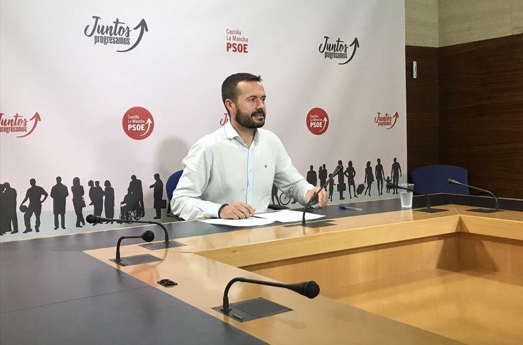 El PSOE dice que pese al 'barniz de juventud' en el nuevo PP, guarda 'el tarro de las esencias del partido de siempre'