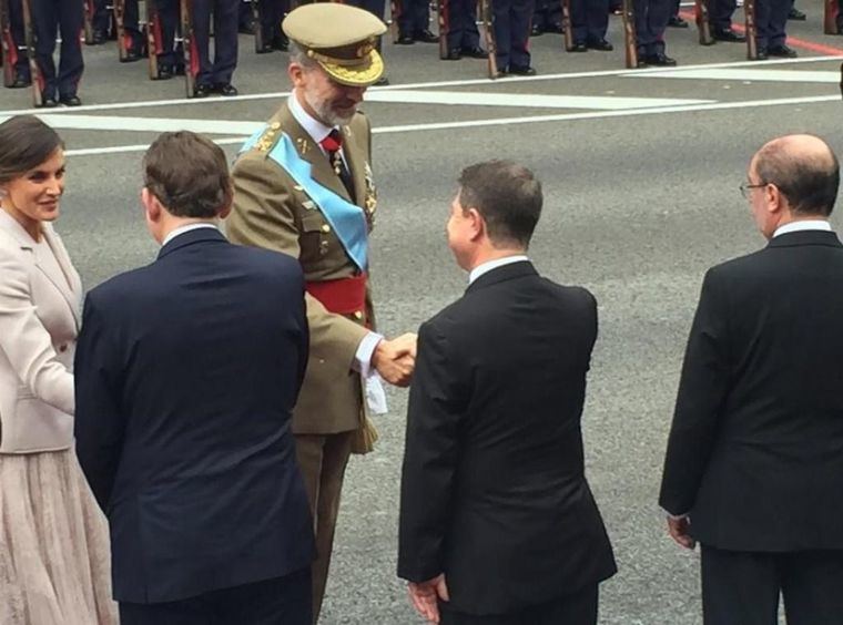 El presidente García-Page reafirma su apoyo a la figura del rey Felipe VI y a su “buen hacer” ante el desafío independentista