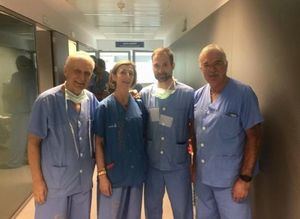 Cirujanos de Albacete y Hellín realizan una técnica quirúrgica novedosa en cirugías de tiroides en el hospital hellinero