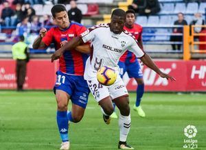 1-2. El Albacete sorprende al ganar en Extremadura y se sitúa en zona de ascenso