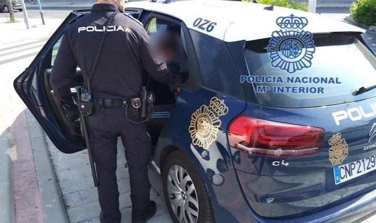 Detenido un repartidor en Albacete que simuló que le habían robado para cobrar el siniestro del seguro