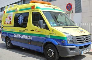 La chica de 15 años trasladada al hospital tras ser atropellada por un turismo en La Roda, se encuentra estable dentro de la gravedad