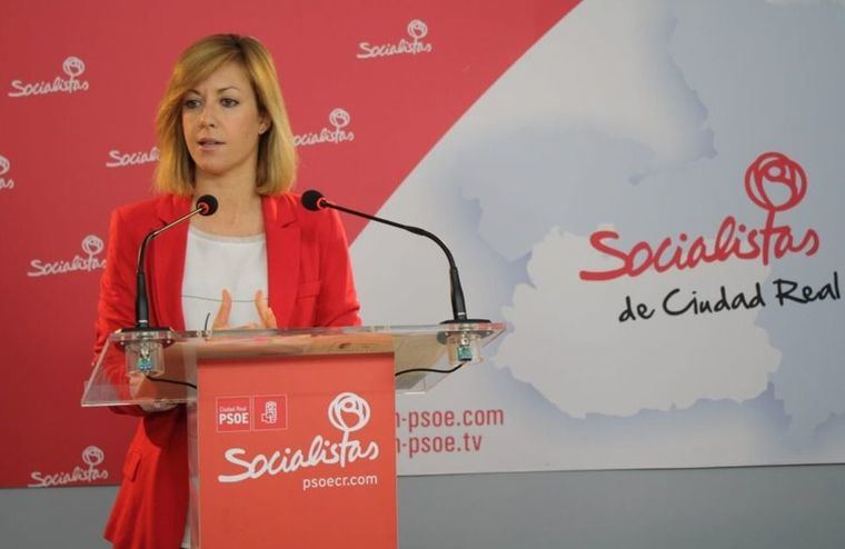 Ana Isabel Abengózar, ha criticado “la cara dura” de los dirigentes del PP que “después de cargarse la sanidad pública, ahora vienen planteando retos'