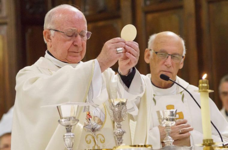 Misa de despedida de Don Ciriaco Benavente, como Obispo de Albacete, con la Catedral repleta de fieles