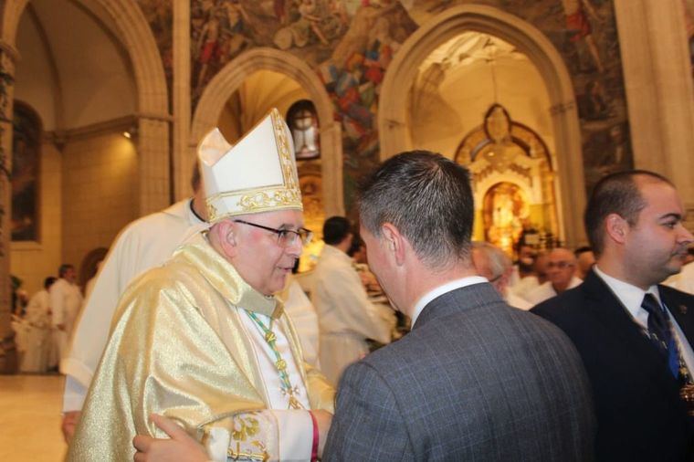 Santiago Cabañero asiste a la toma de posesión del nuevo obispo de Albacete, Monseñor Ángel Fernández Collado