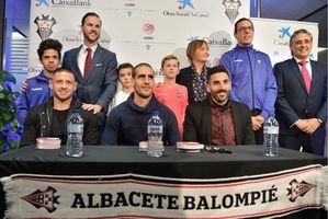 CaixaBank presenta la oficina para los socios y simpatizantes del Albacete Balompié