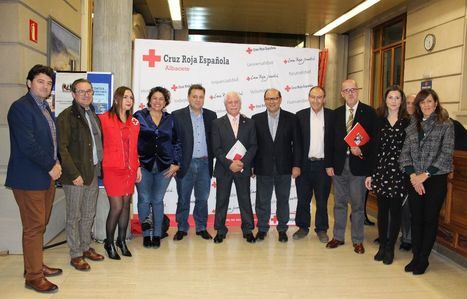 Manuel Serrano felicita a Cruz Roja Española en Albacete por “dar formación y esperanza” a más de 800 personas
