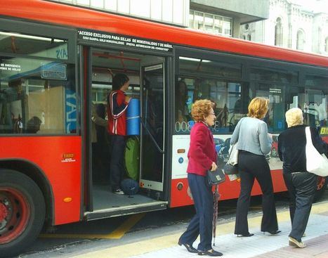El bono 'Contigo' para el transporte urbano de Albacete rebaja el mínimo de discapacidad requerida al 33%