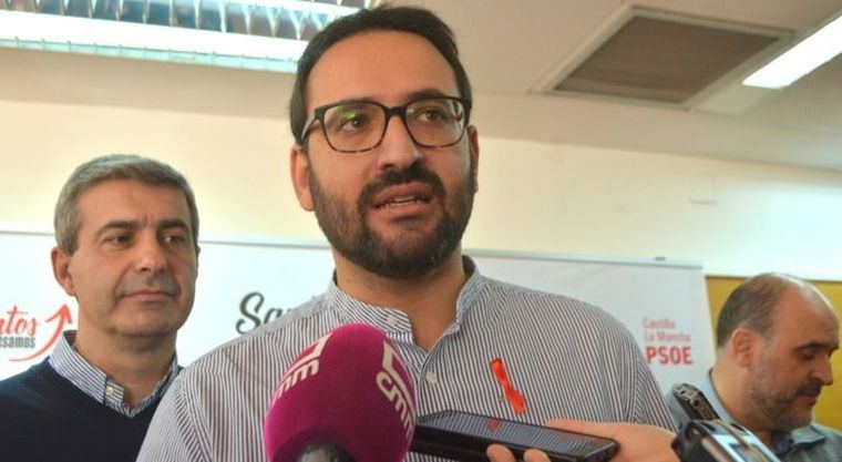 Sergio Gutiérrez del PSOE: Para Núñez el pacto 'vale lo que un tuit de Casado'