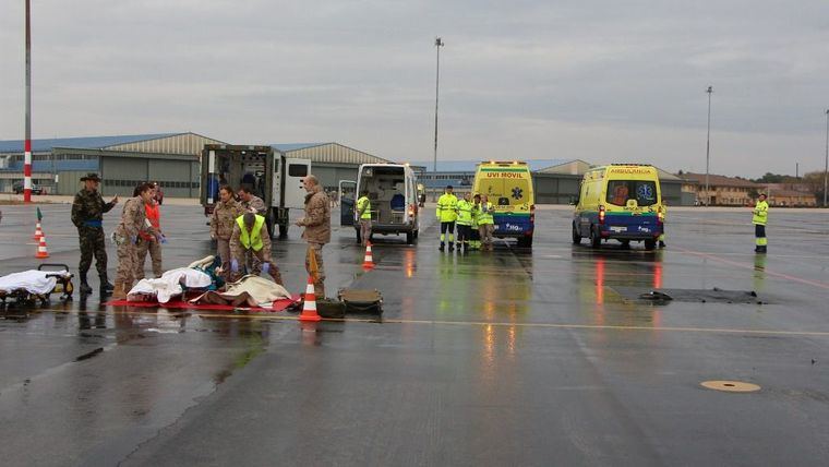 La Base Aérea de Los Llanos realiza en sus instalaciones un simulacro de accidente aéreo de una aeronave civil