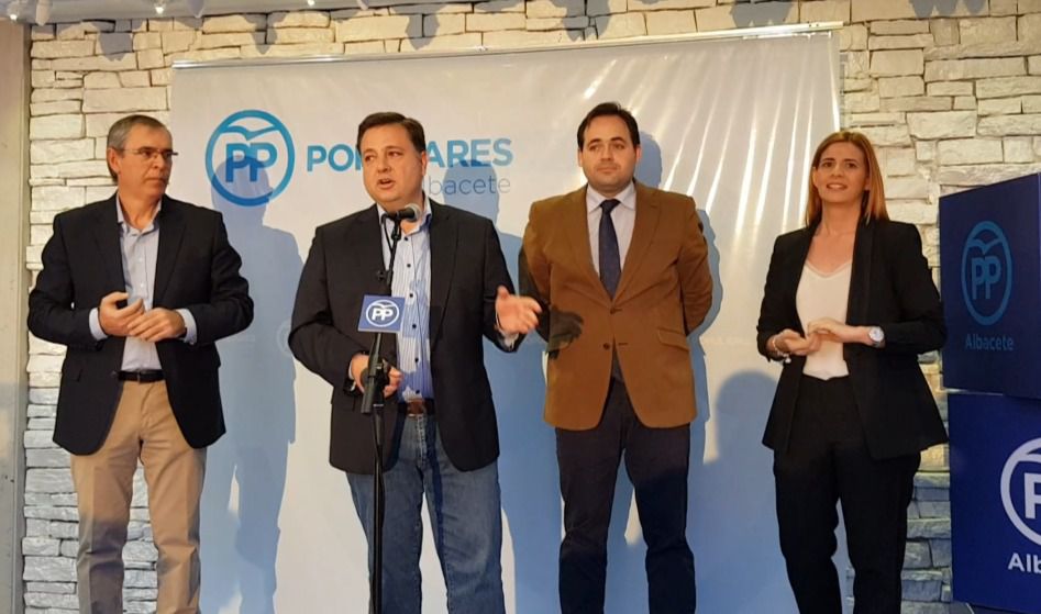 Paco Núñez afirma que gobernar en coalición con la sociedad, junto con el municipalismo y el territorio, son la base del proyecto político del PP