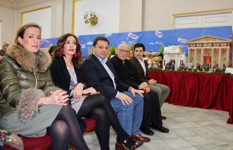 Manuel Serrano anima a los albaceteños a visitar el I Belén Solidario de la Real Asociación de la Virgen de Los Llanos