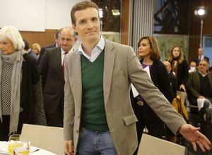 Pablo Casado urge a Pedro Sánchez a cesar su "danza suicida" con los independentistas