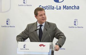 Emiliano García-Page preside el acto de colocación de la primera piedra del futuro colegio en Imaginalia