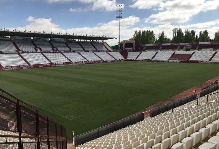 Las obras de mejora y mantenimiento de las gradas del estadio Carlos Belmonte de Albacete empiezan este lunes