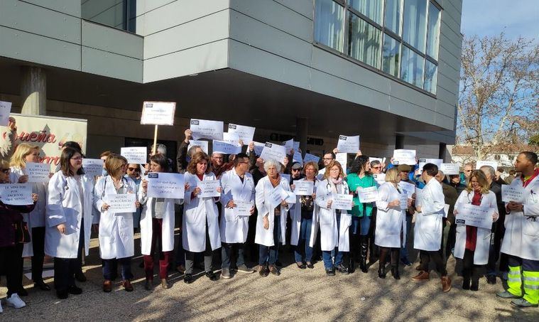 Médicos de Atención Primaria exigen en la región un mínimo de 10 minutos por paciente y el 25% del presupuesto en sanidad