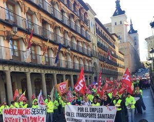 Los trabajadores de ambulancias amenazan con huelga si la Junta no interviene para mejorar sus condiciones laborales