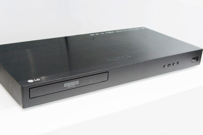 El reproductor ofrece una espectacular calidad de imagen a través de Discos Blu-ray Ultra HD de Dolby Vision.