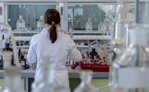 La Gerencia de Albacete convoca tres ayudas para proyectos de investigación en Biomedicina dotadas de 9.000 euros