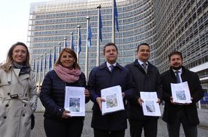Page pide a la UE que "vigile" el cumplimiento "milimetrado" de las normas europeas tras la sentencia del Tajo
