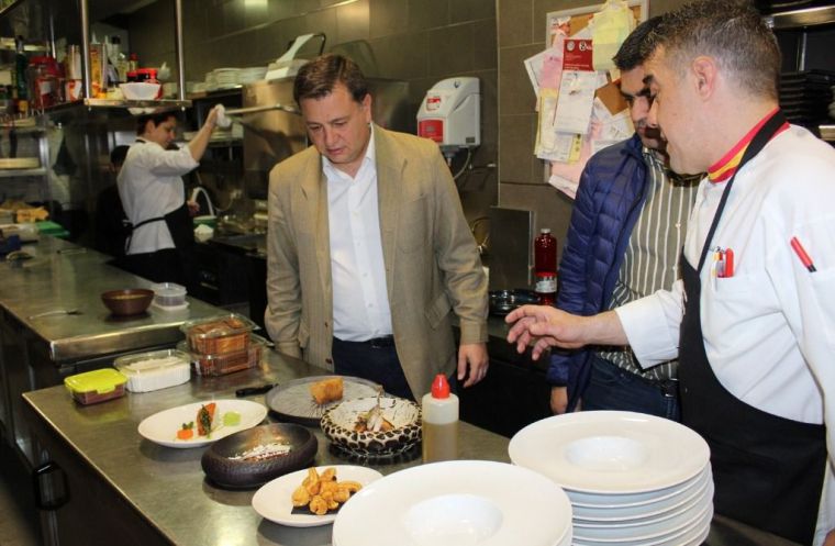 Ocho cocineros, algunos estrella Michelin, pasarán por el restaurante 'Dallas' de Albacete en sus jornadas gastronómicas