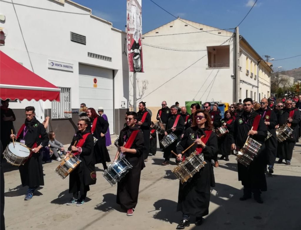 Miles y miles de personas están presentes en las Jornadas Nacionales de Exaltación al Tambor y el Bombo en Agramón