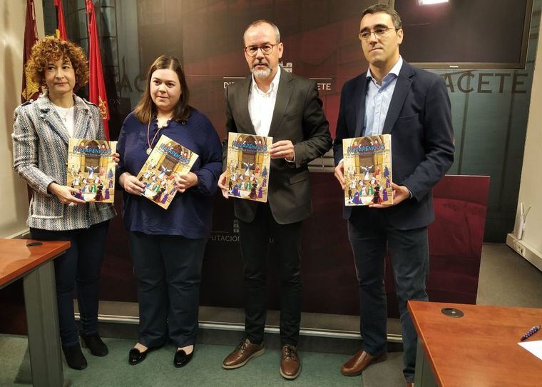 La Diputación edita Nazarenicos, libro con tintes solidarios que pretende ser una guía de la Semana Santa para niños y niñas