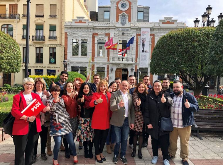 Emilio Sáez: 'Somos un equipo de mujeres y hombres preparados para la responsabilidad de dinamizar el Ayuntamiento de Albacete y sacar del letargo a la ciudad'