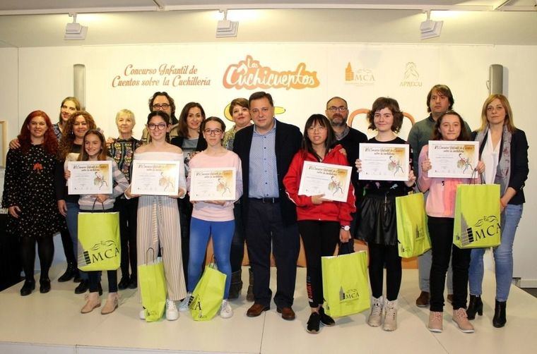 Manuel Serrano destaca 'la gran labor didáctica' que realiza el Museo Municipal de Cuchillería en la ciudad de Albacete